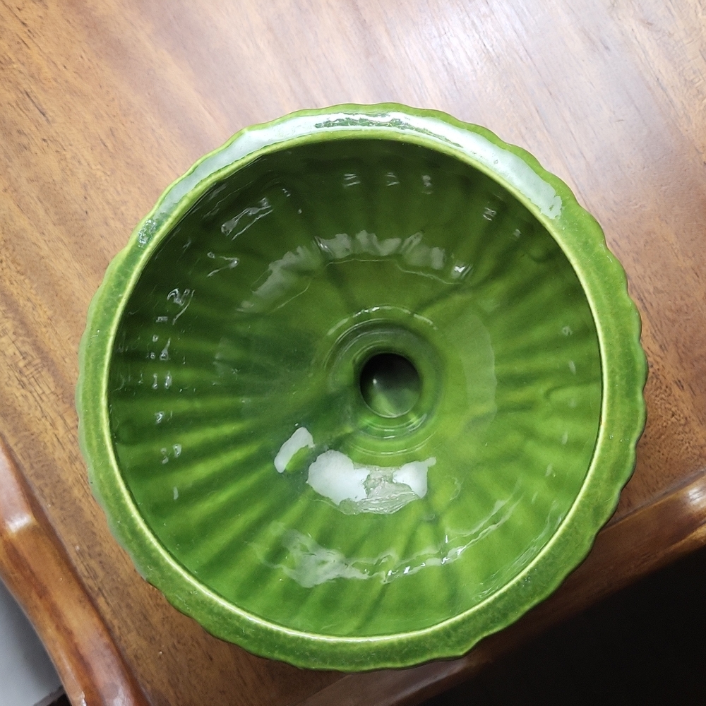 Ceramic Glazed Pedastal Planter - Picture 3 of 6